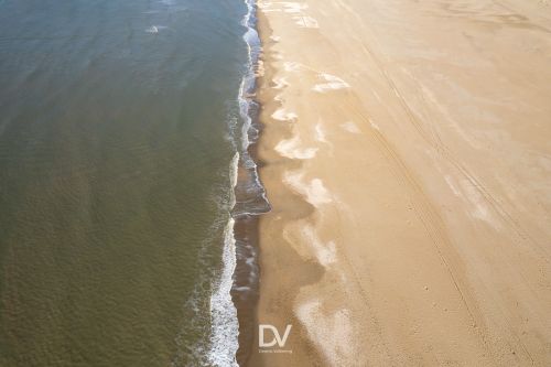 Dronefoto Monster zee & strand